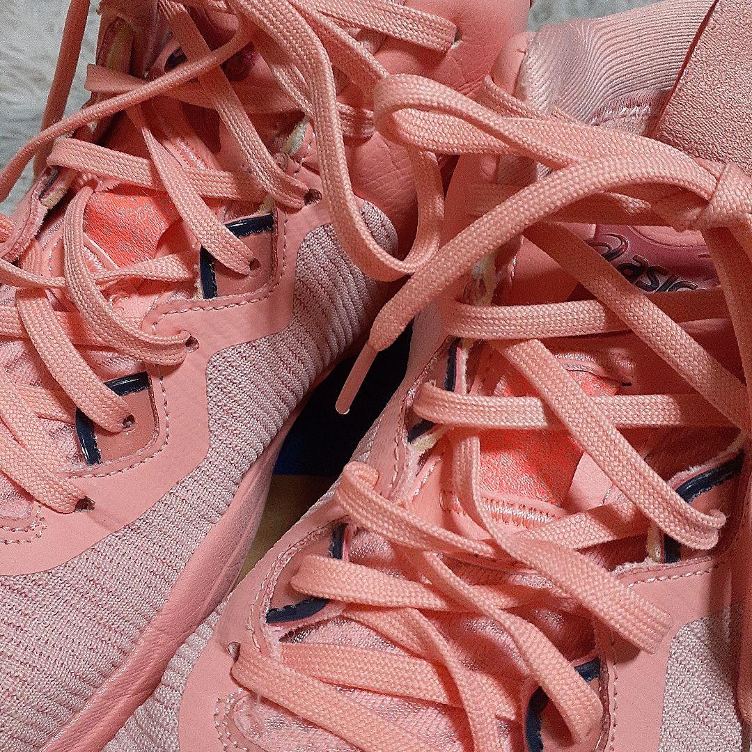 NOVA SURGE3 ピンク　グレープフルーツ　シューズ　バッシュ