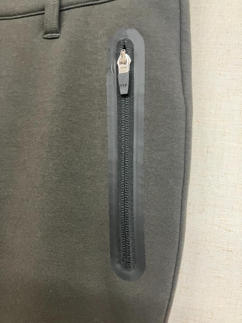 V12 パンツ 新品 濃グレー