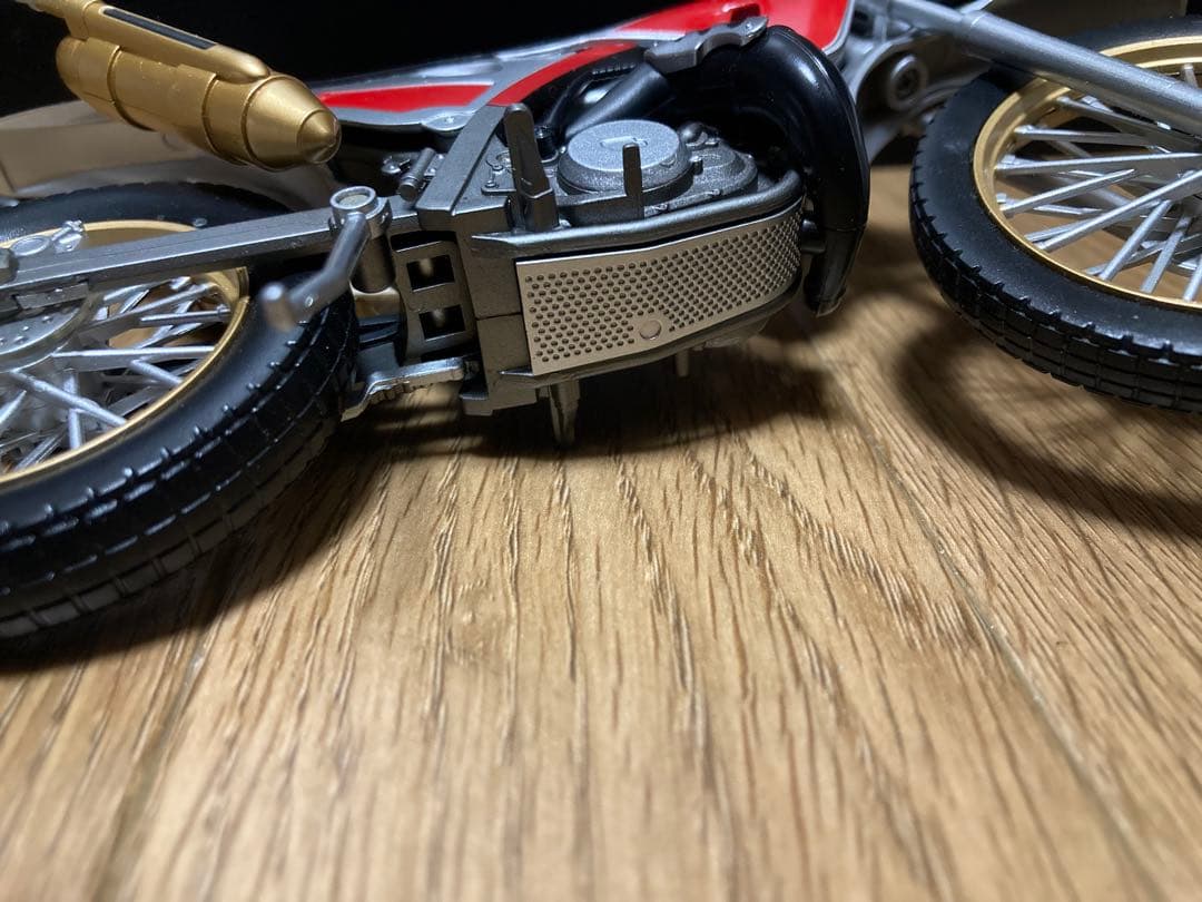 S.H.Figuarts トライチェイサー2000 仮面ライダークウガ