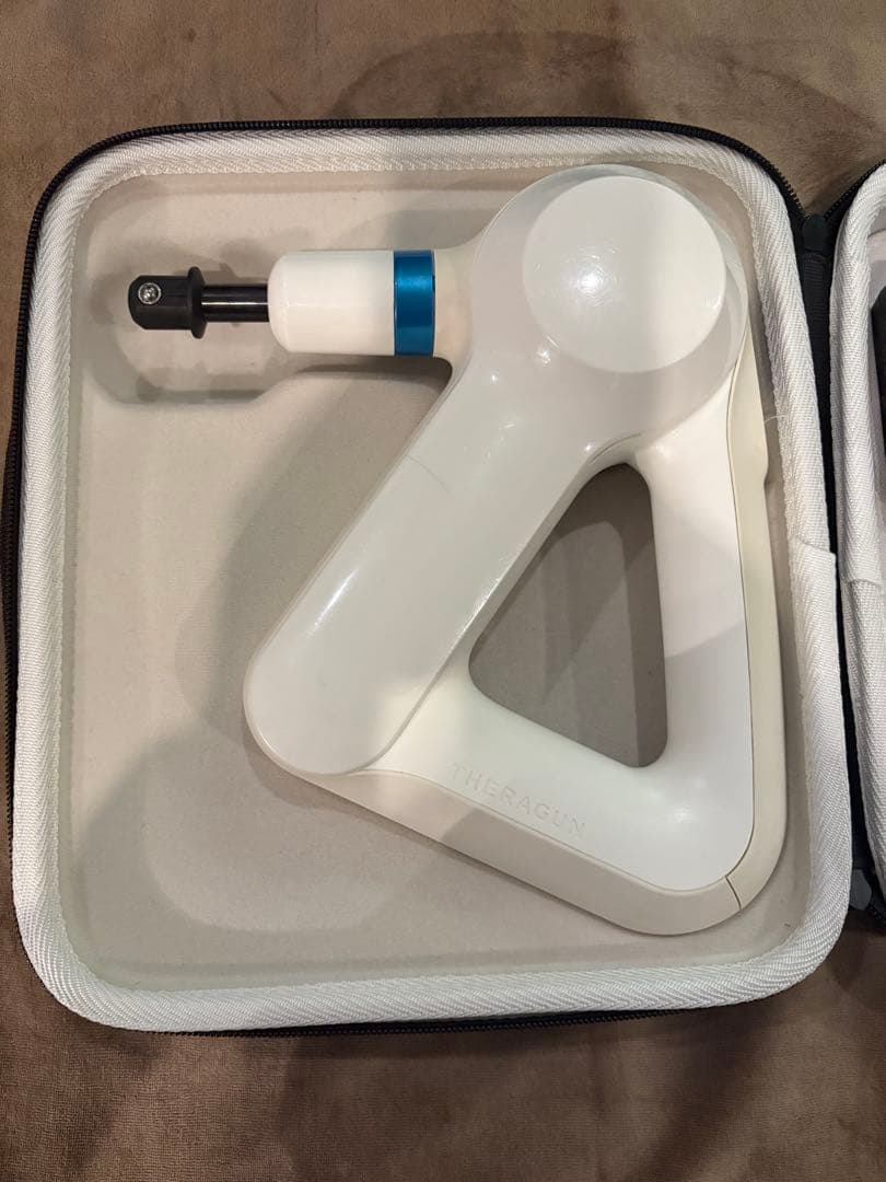 【美品】THERAGUN Elite / セラガン　エリート　　マッサージガン