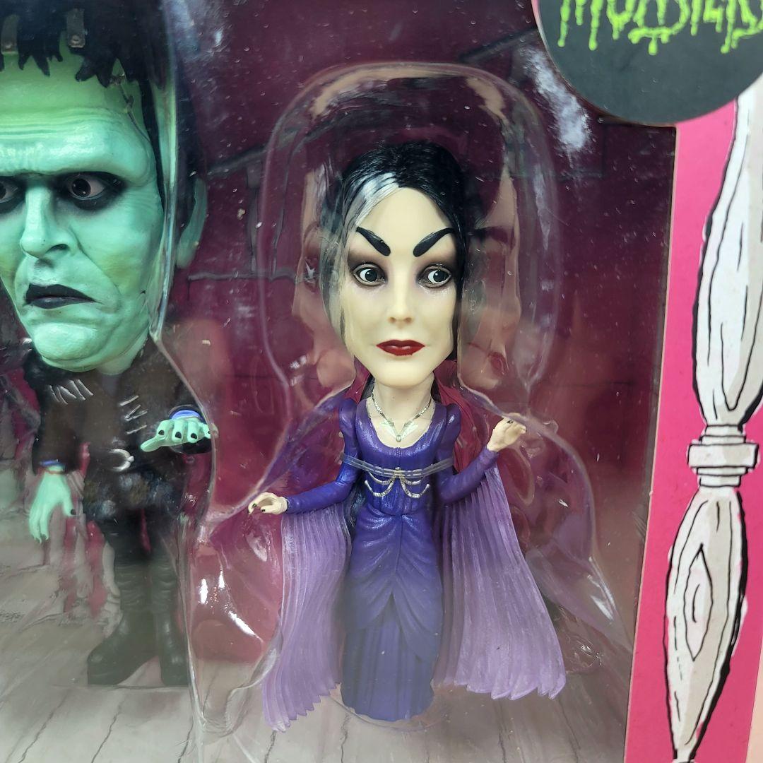 【NECA】新品 正規品 マンスターズ リトルビッグヘッドフィギュア 3体セット