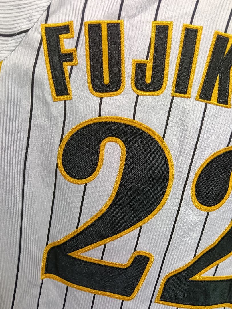 激レア！一球製 阪神タイガース 藤川球児 ユニフォーム ハローキティワッペン付き