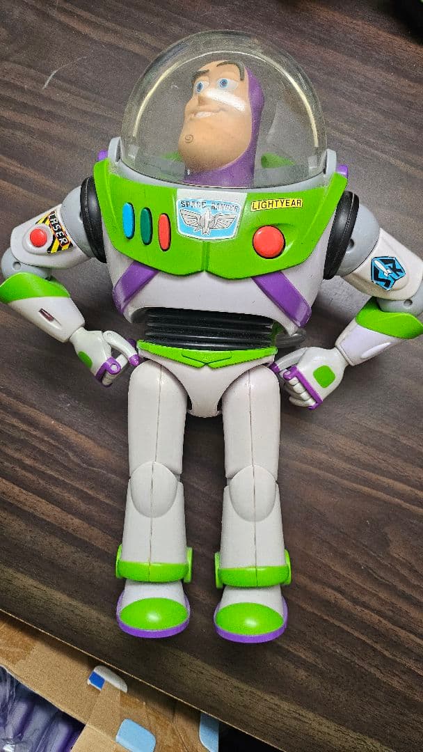 ゲ*ン様 バズ・ライトイヤー