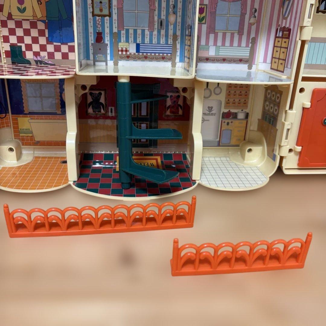 激レア‼️365日バースデイテディ 明治製菓公式アイテム 鍵付きハウス TOMY