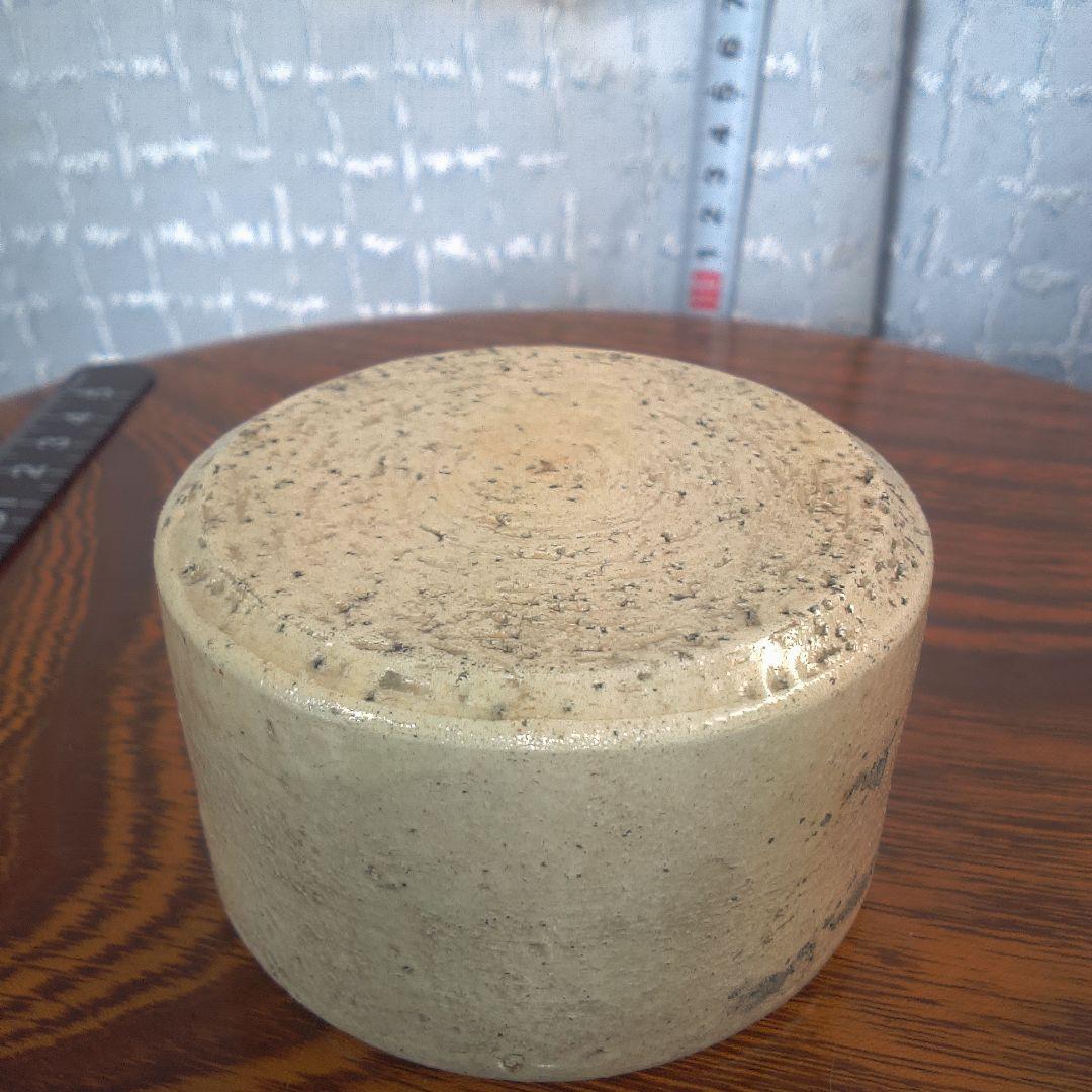 骨董６ベージュ 陶器 円形容器