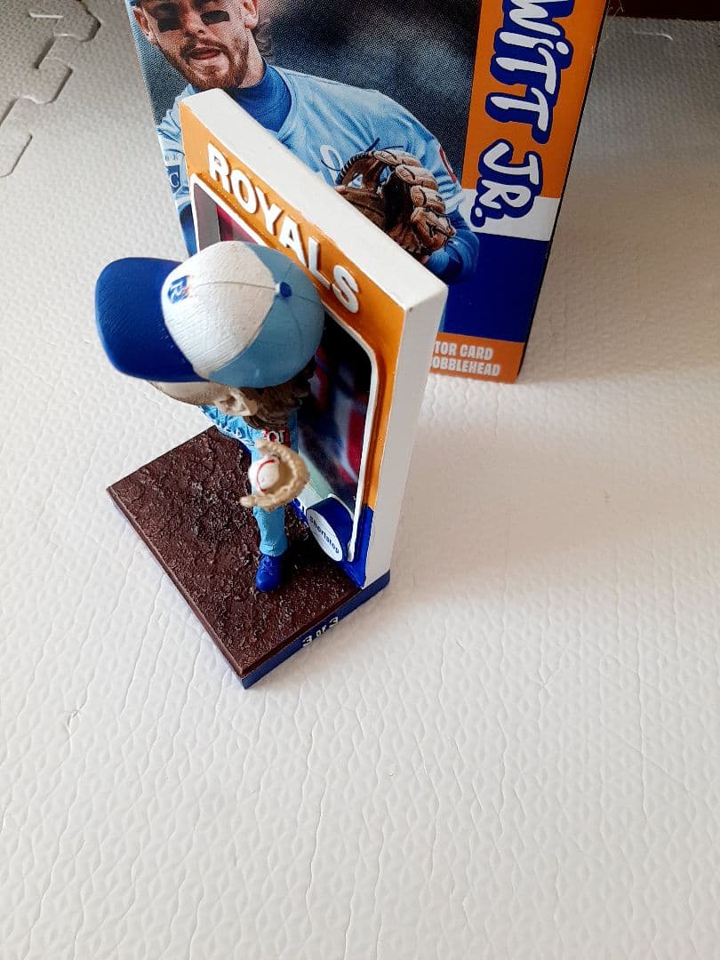 ボブルヘッド　ボビー・ウィットJr. ロイヤルズ　球場配布　mlb　非売品