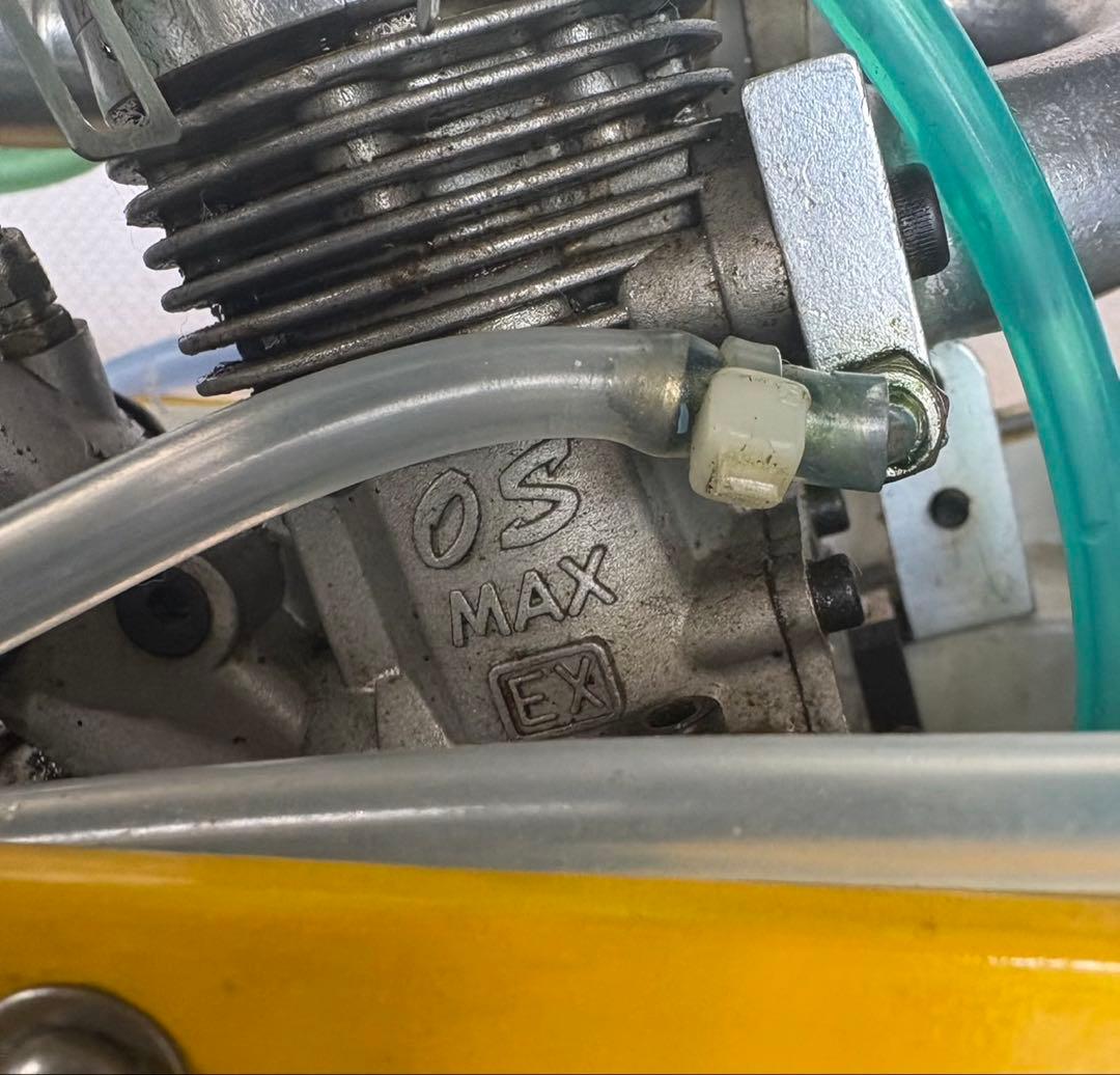 ラジコンエンジンボート