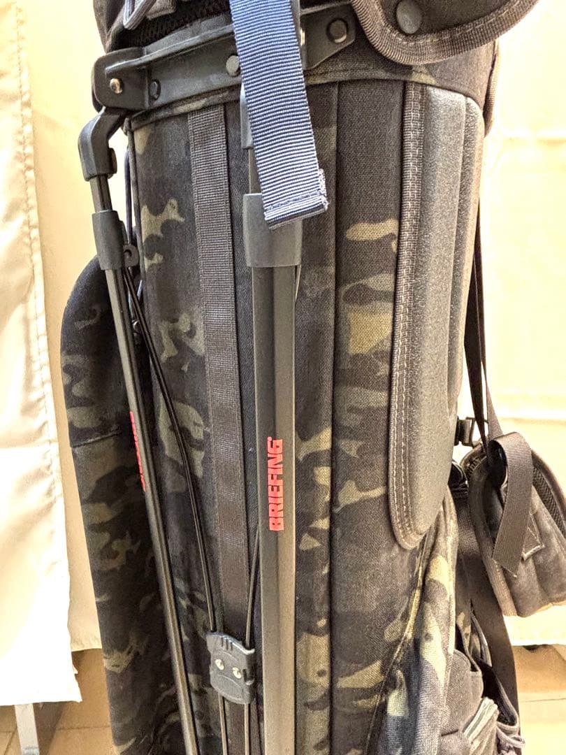 家電ーゴルフ好き　BRIEFING カモフラージュ キャディバック