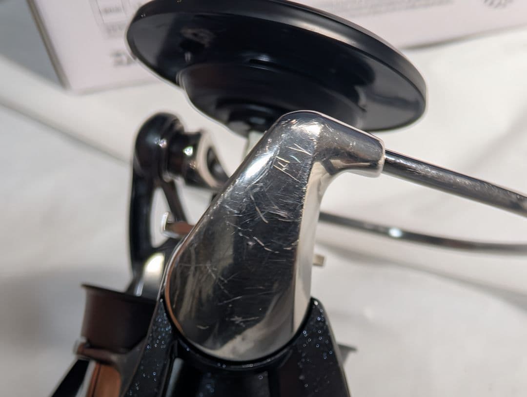 ダイワ　管979GP 24ルビアス PC LT2500-H　本体のみ　ボディ