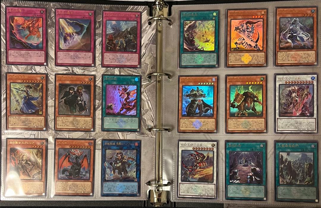 開封品　遊戯王　白の物語 コンプリートファイルセット