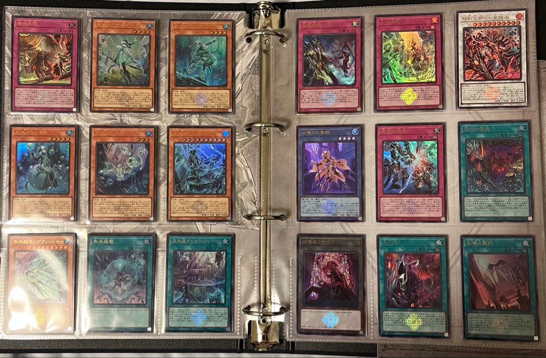 開封品　遊戯王　白の物語 コンプリートファイルセット