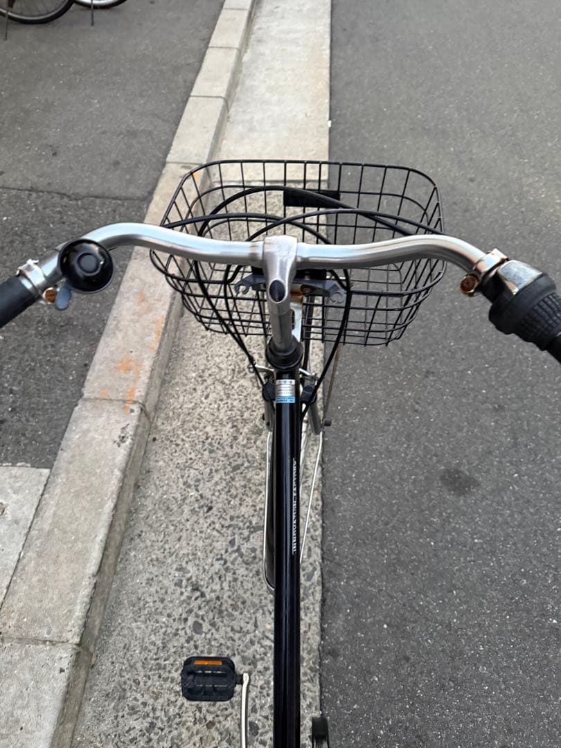 175 自転車 大阪市 【引取り限定】 美品 26インチ 変速付き