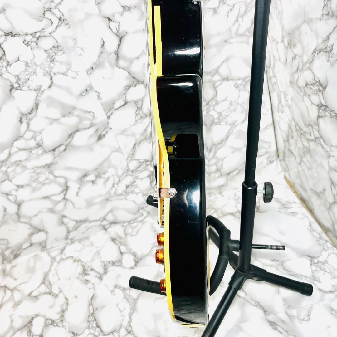 良品　Playtech レスポールタイプ　エレキギター フレイム メイプル