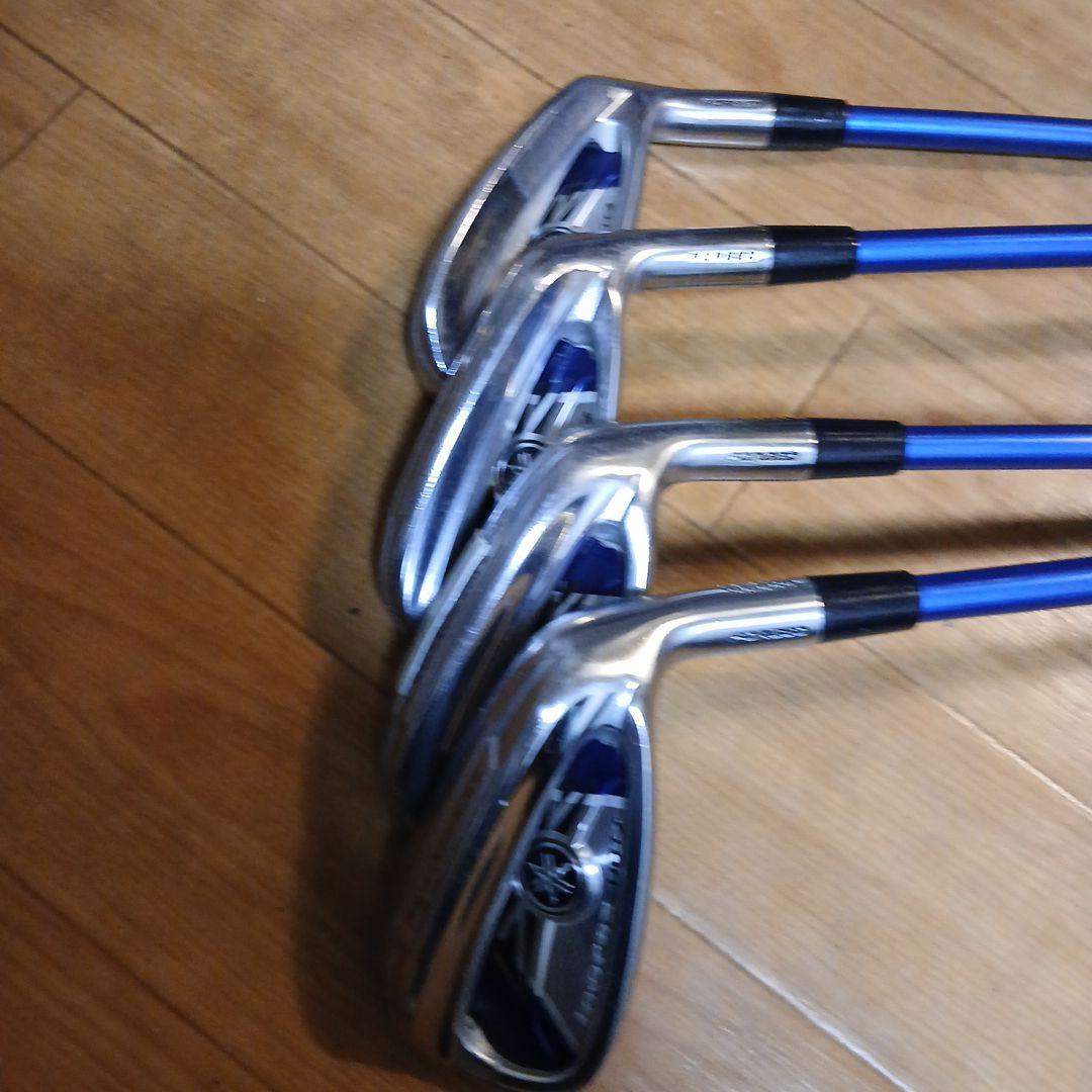 アイアンセット 4本 シルバーと青