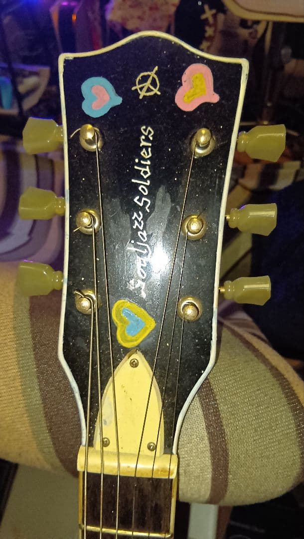 オレンジエレキギター カスタムデザイン