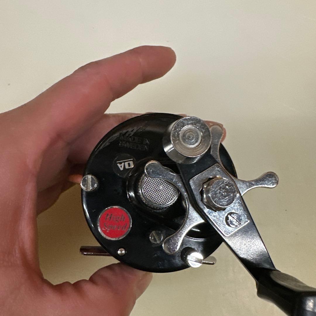 Apprentice 4000 ベイトリール