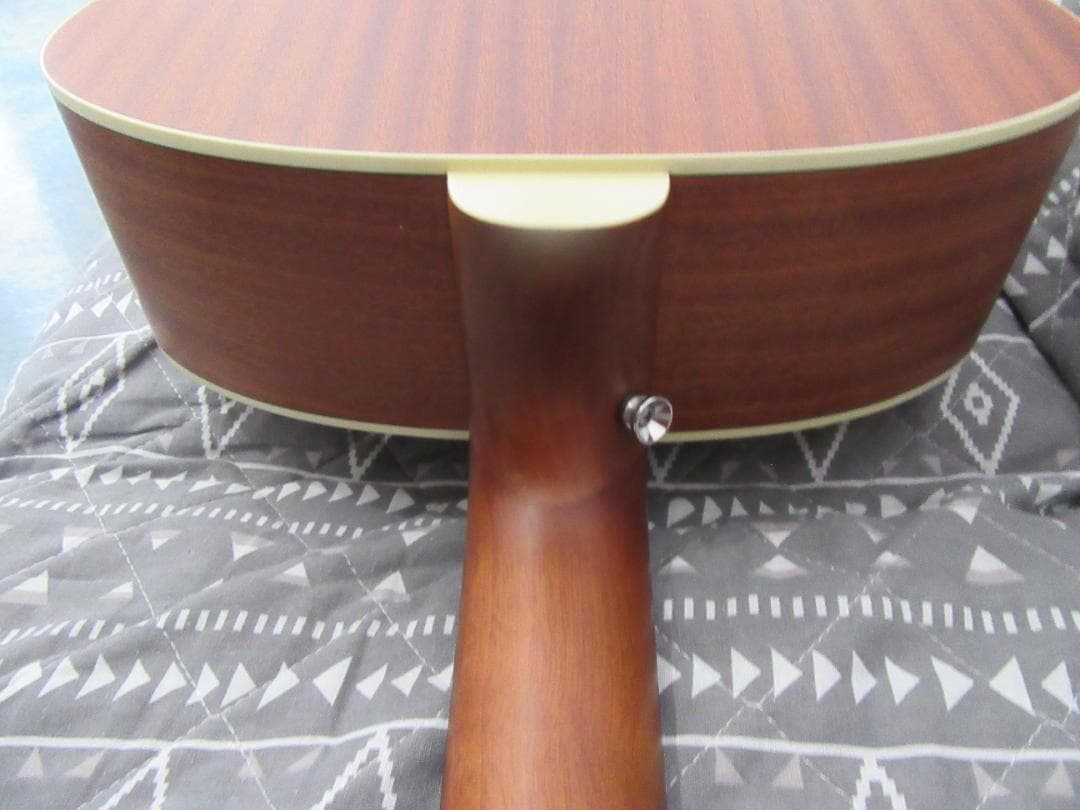 GUILD F-240E　中古美品