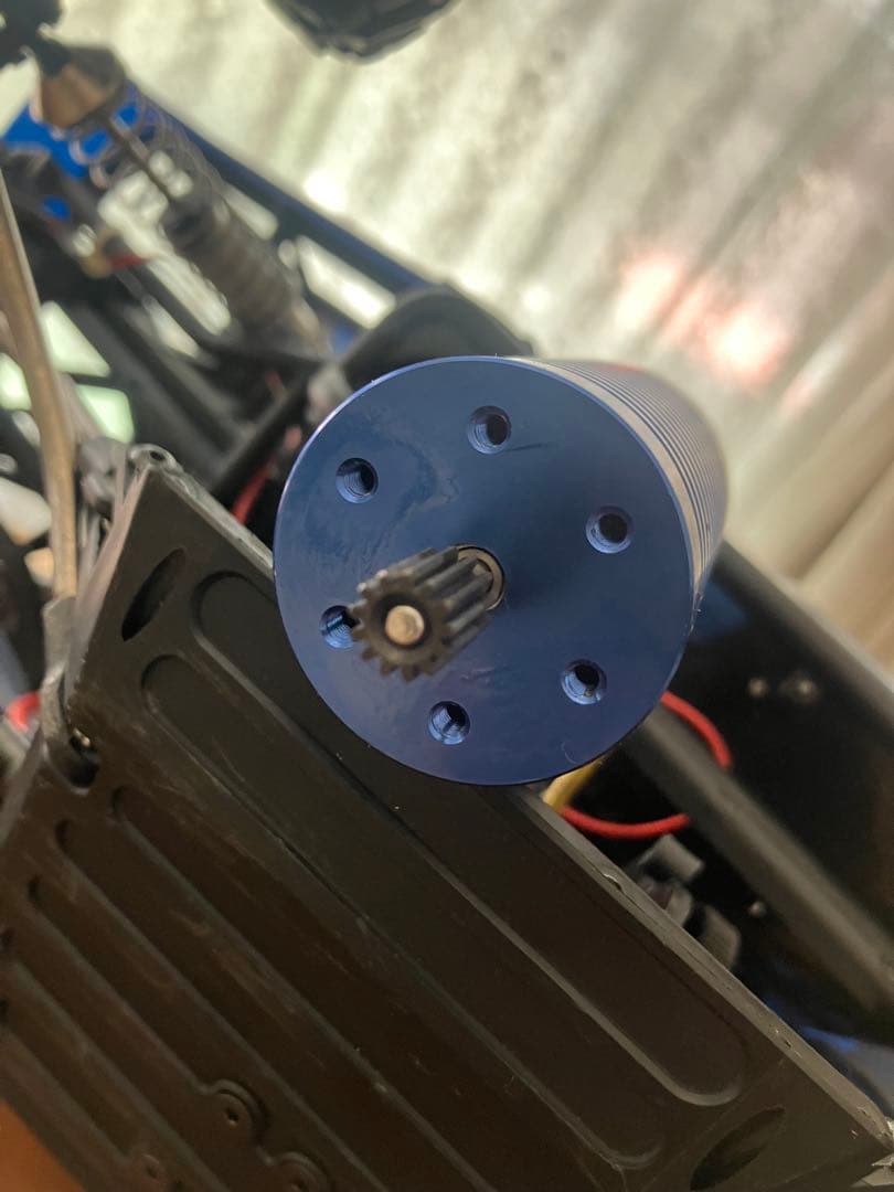 アキシャル　レイス　ポイズンスパイダー　①