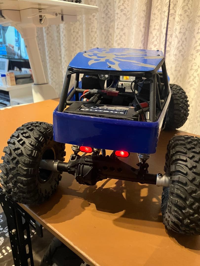 アキシャル　レイス　ポイズンスパイダー　①