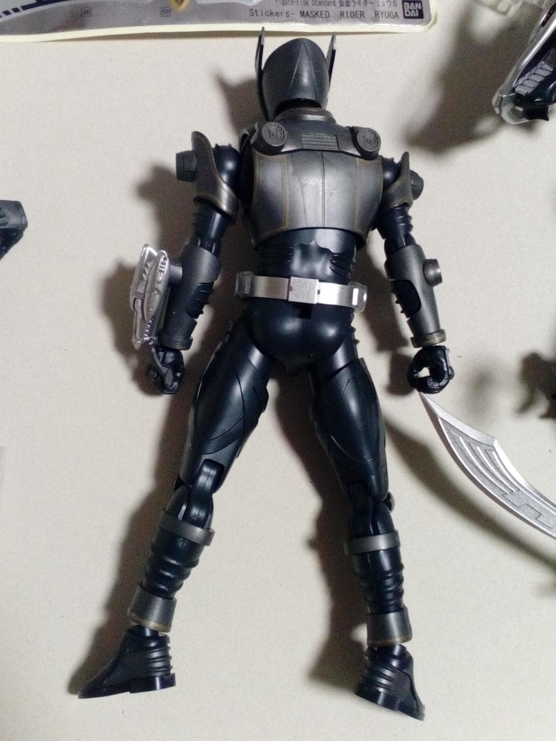 プラモデル完成品 仮面ライダー龍騎 リュウガ ＆ ドラグブラッカー