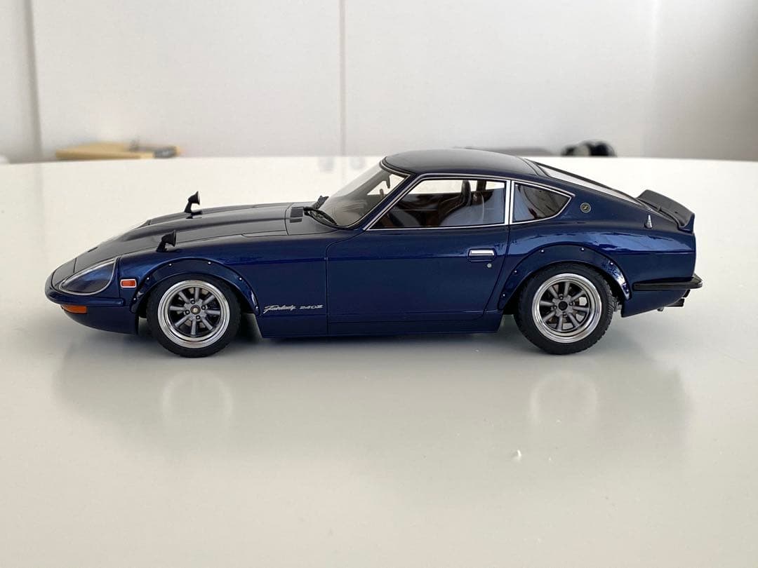 IGNITION MODEL 1/18 日産 フェアレディ 240ZG Blue