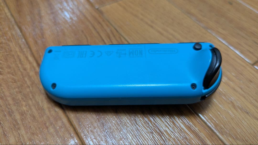 箱付き美品！ニンテンドースイッチ本体（おまけ：ハードケース、128GBのSD）