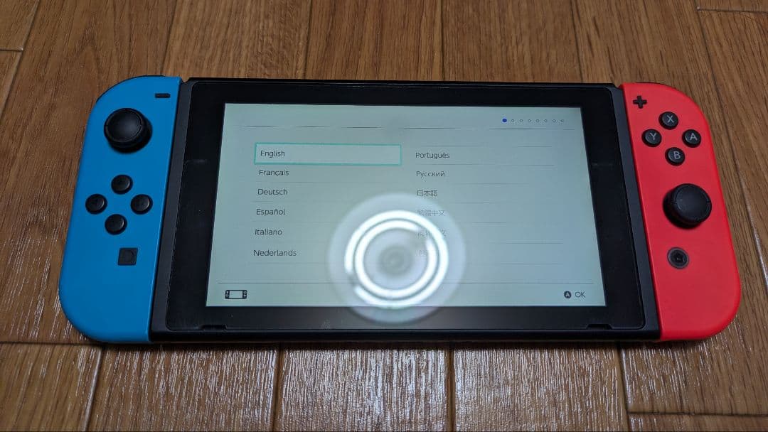箱付き美品！ニンテンドースイッチ本体（おまけ：ハードケース、128GBのSD）