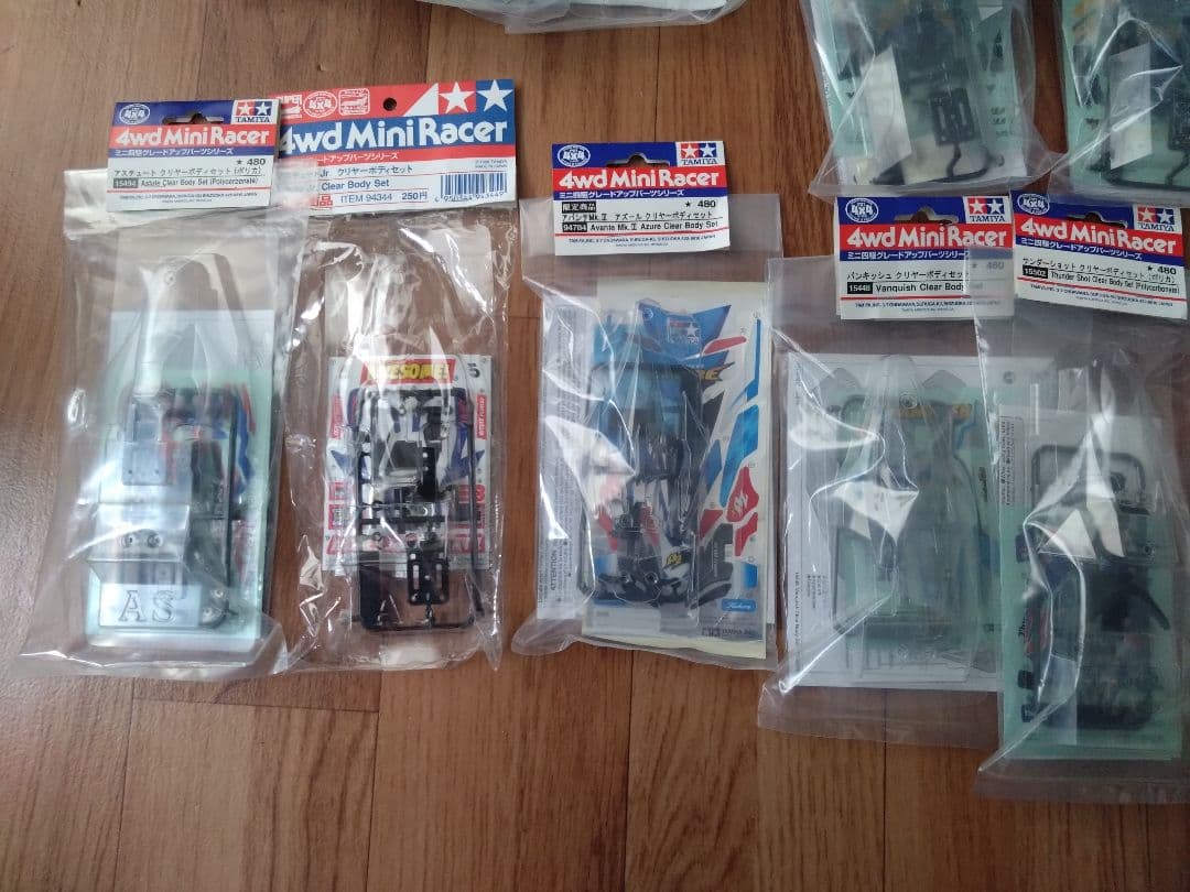 ミニ四駆ポリカ ボディセット16個セット
