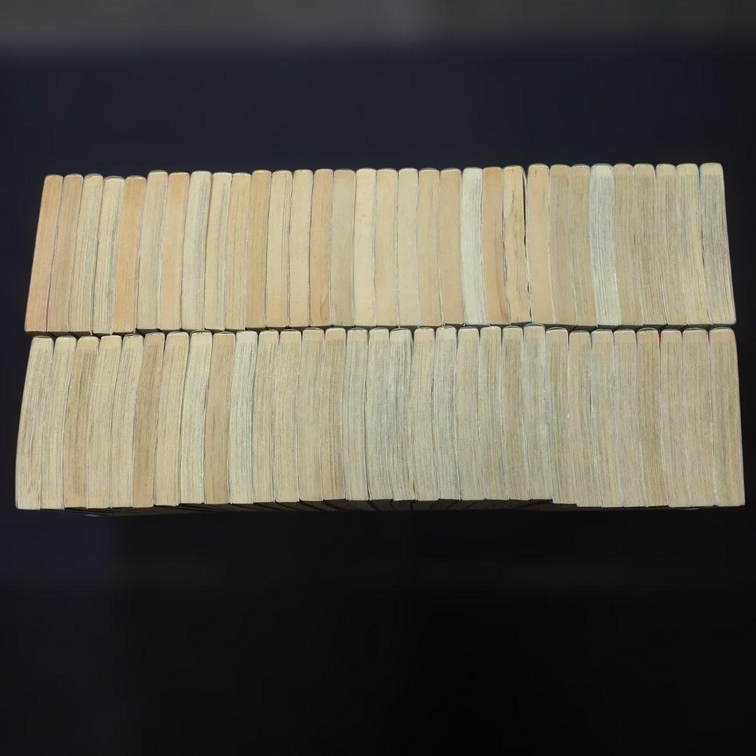 ◆『ジョジョの奇妙な冒険』全６３巻と『岸辺露伴は動かない』１巻