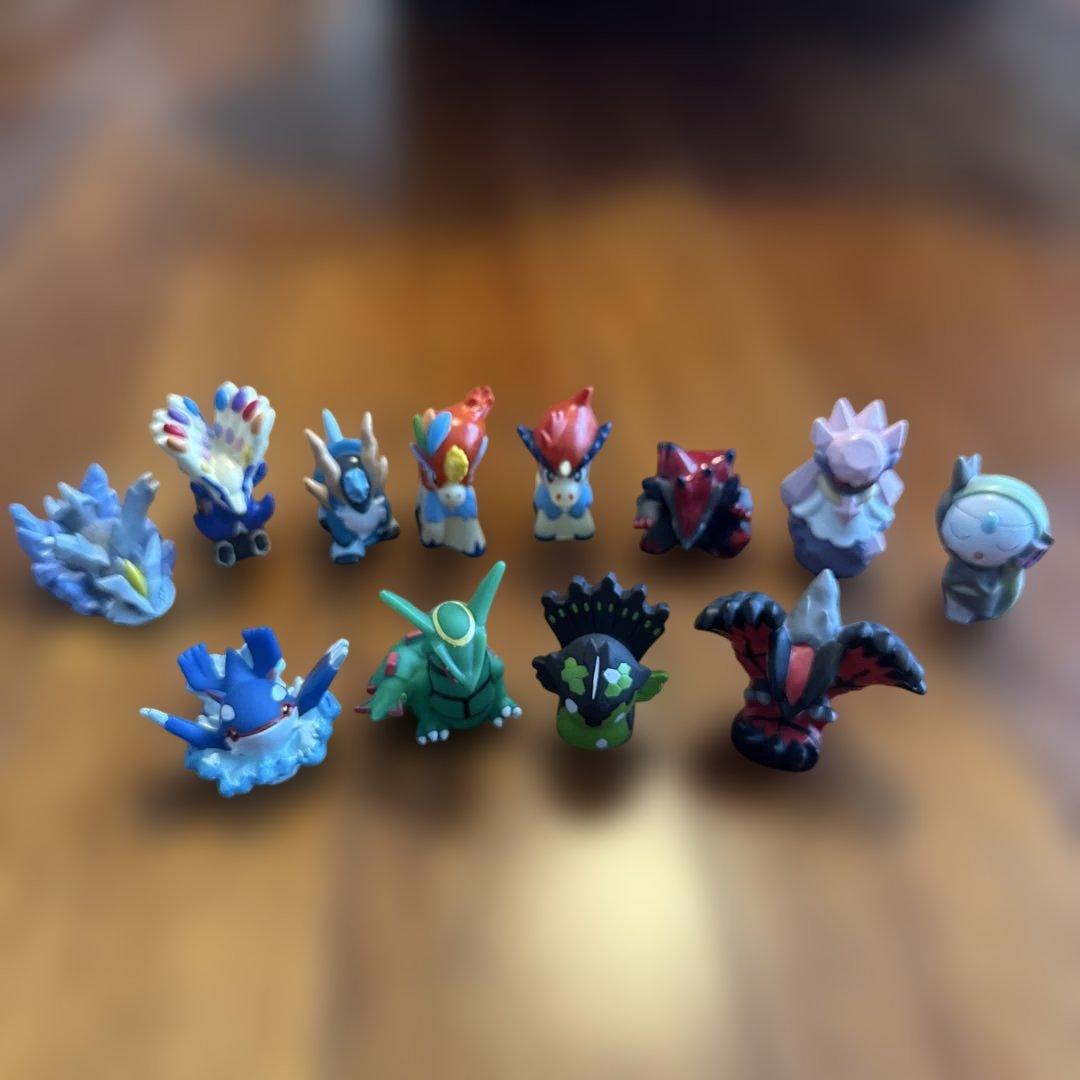 ポケモンキッズ　68体　指人形　フィギュア　まとめ売り　伝説、幻、メガ進化大量