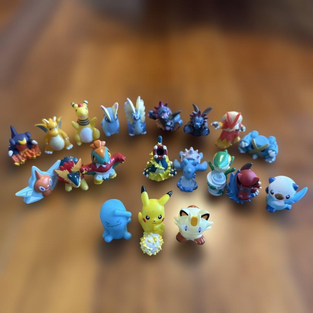 ポケモンキッズ　68体　指人形　フィギュア　まとめ売り　伝説、幻、メガ進化大量