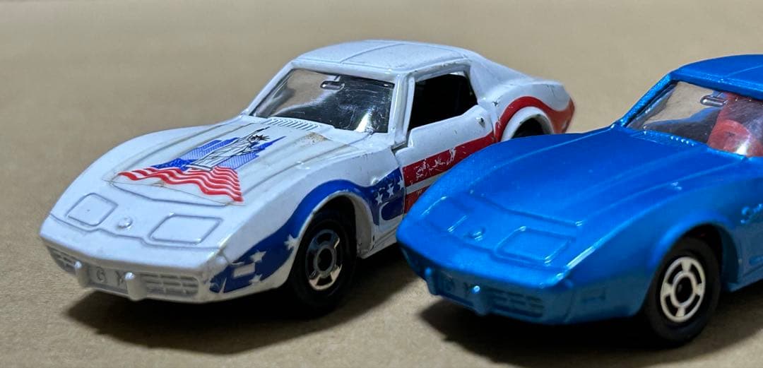 トミカ シボレーコルベットスティングレイ 2台セット