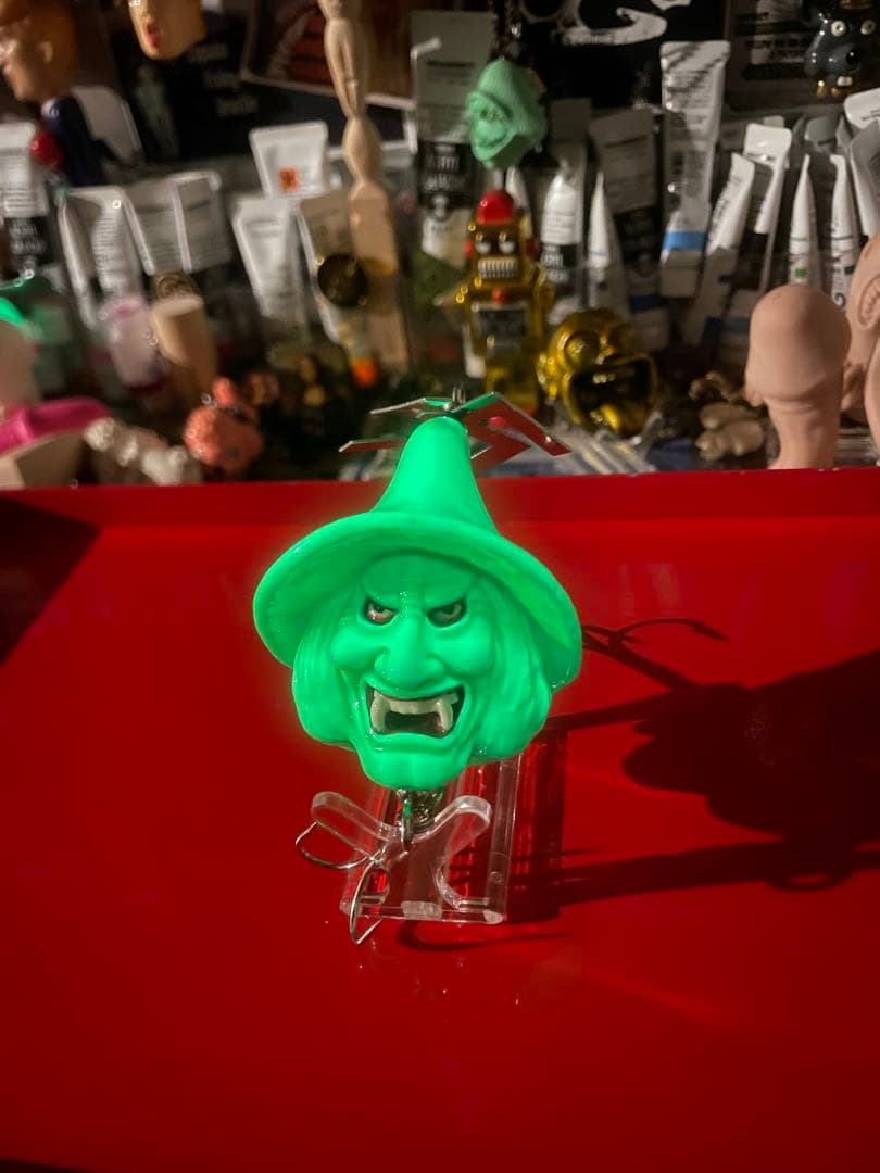 サーフェイスジョー　夜光ペイント　ウィッチ　魔女