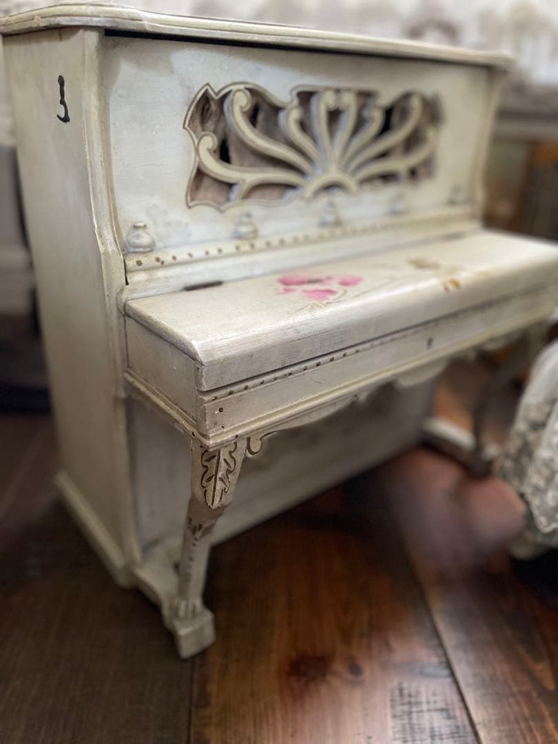 フランスアンティーク家具 ♡アール・ヌーヴォー トイピアノ♡