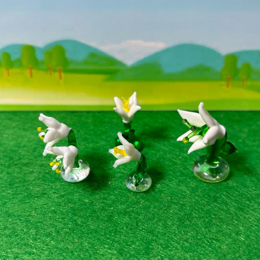 ゆりの花　ガラス細工　ミニチュア