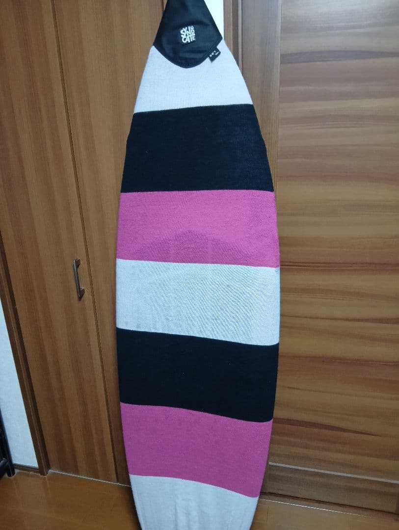 アルメリック#4 値引きあり 5'10 フィン.ケース.リーシュ付き