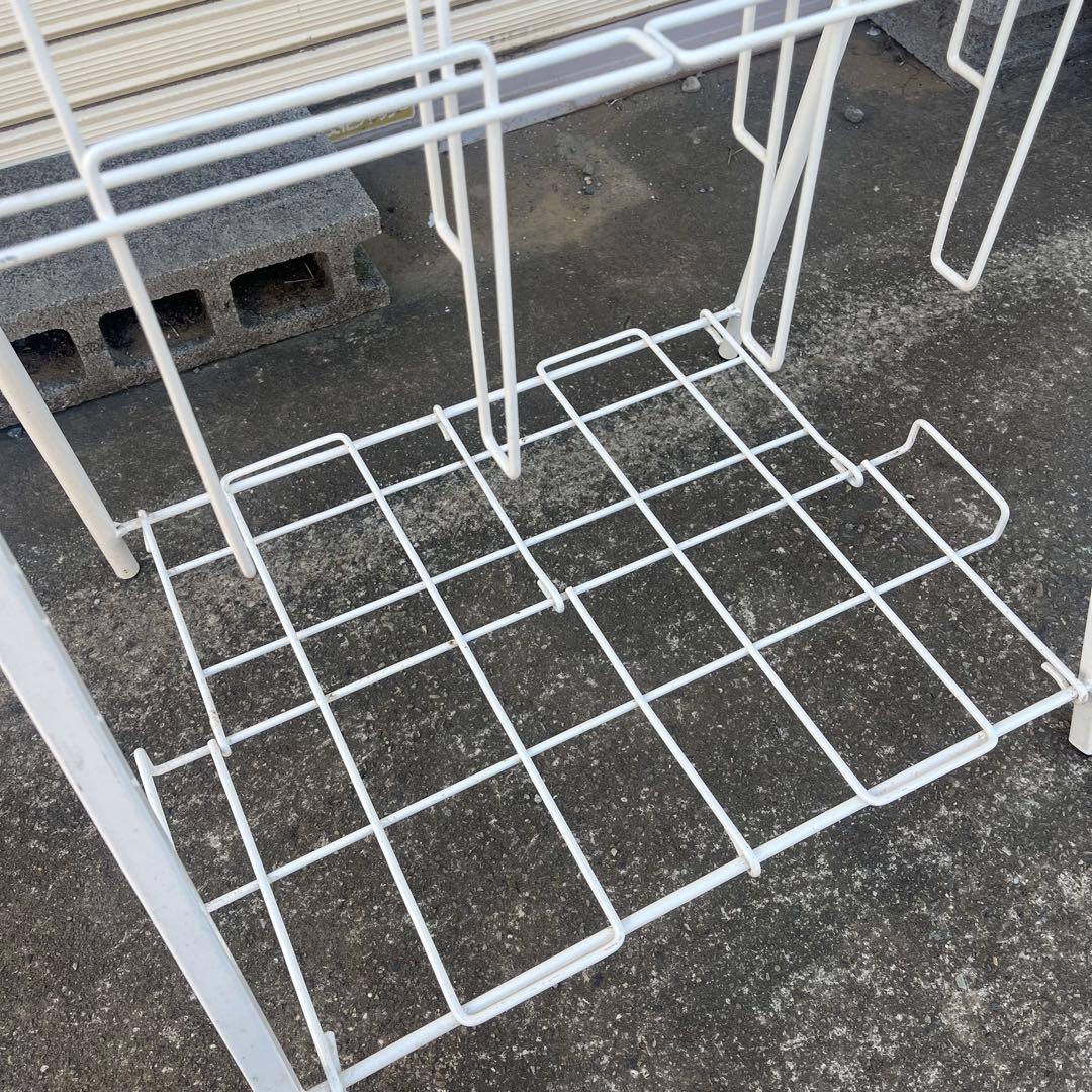 引き取り限定　スチール製 マガジンラック パンフレットスタンド 自立式 ホワイト