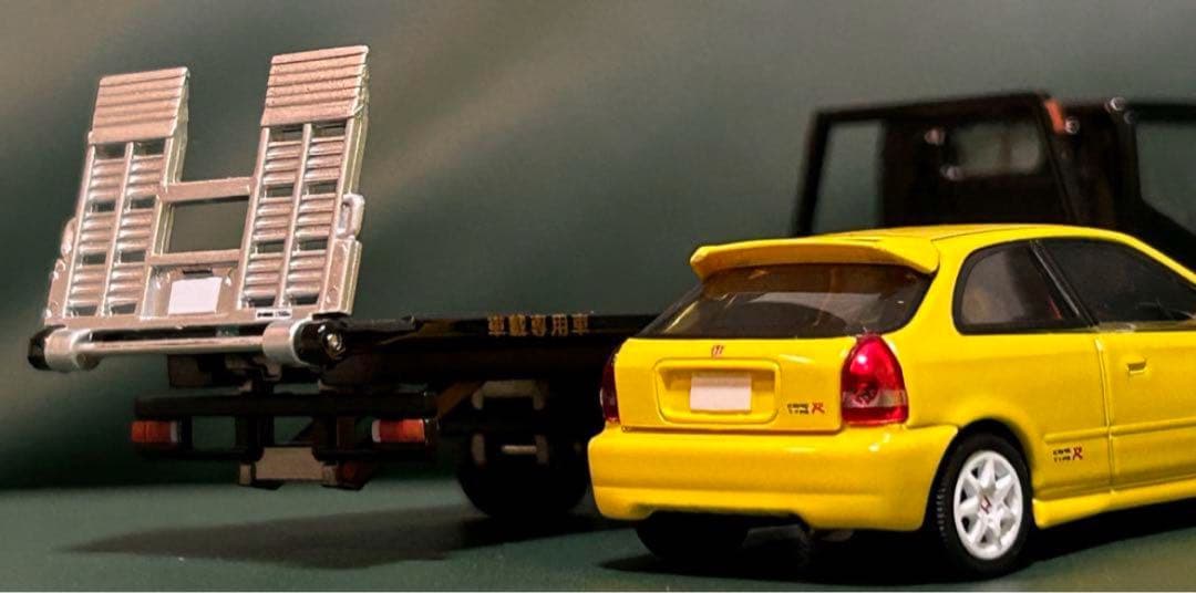 箱あり 香港限定 トミカリミテッドヴィンテージネオ 2台セット