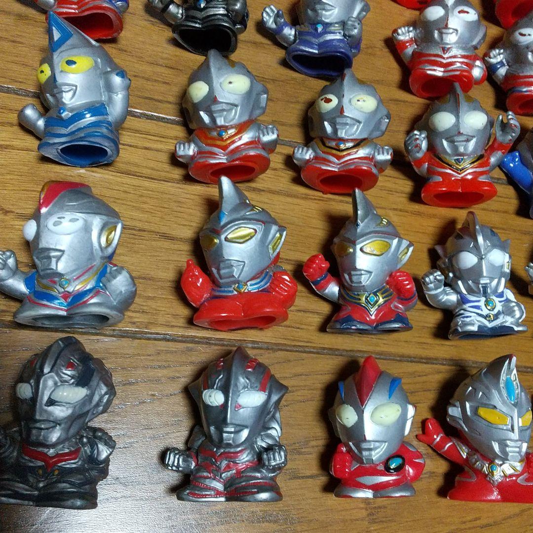 指人形　ウルトラマン　53種　＋　ベリアル　ニセウルトラマン３個セット　ダブリ無