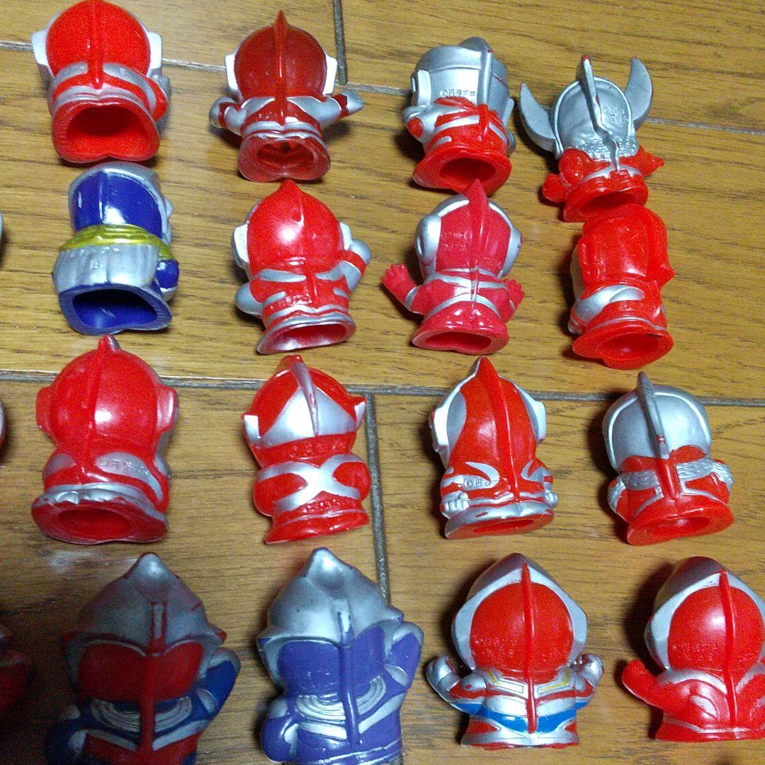 指人形　ウルトラマン　53種　＋　ベリアル　ニセウルトラマン３個セット　ダブリ無