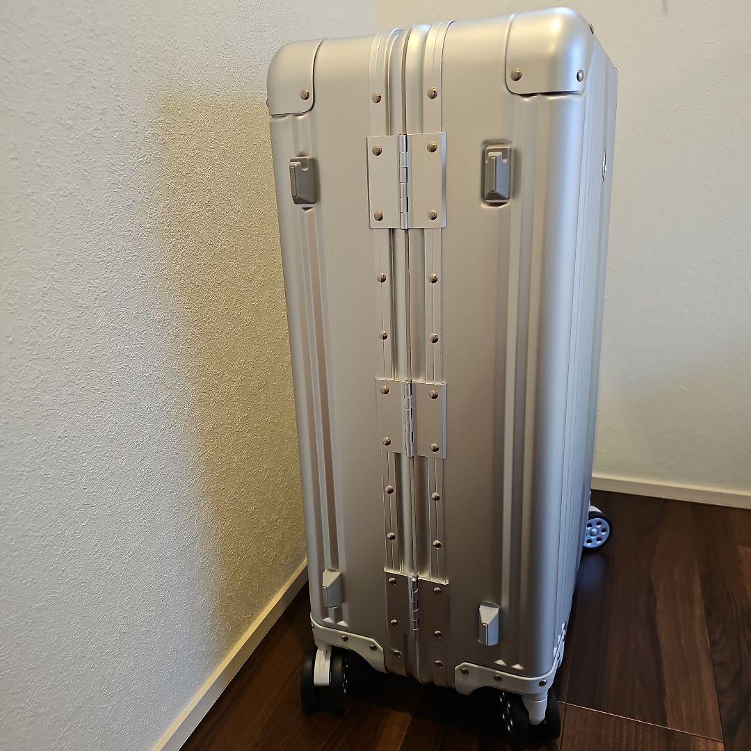 gyozadaisuki　ルセデス　ベンツ　非売品　キャリーケース　新品