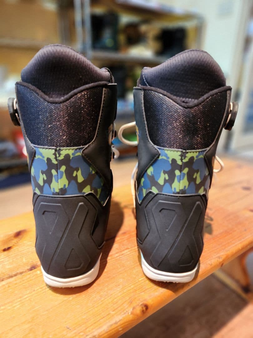 スノーボード DEELUXE DNA PRO 26.5cm