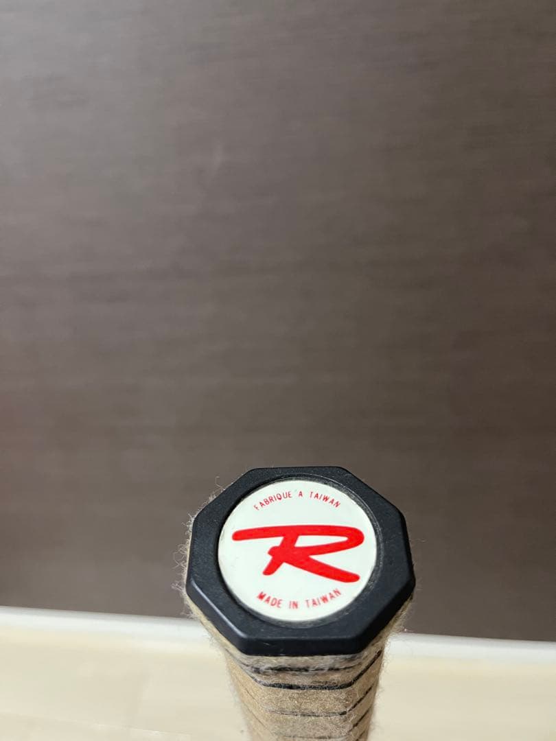 希少　未使用　ROSSIGNOL　F２００　カーボン　９９９（ロシニョール）