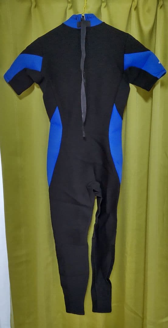 ウェットスーツ　3タイプ　お纏め