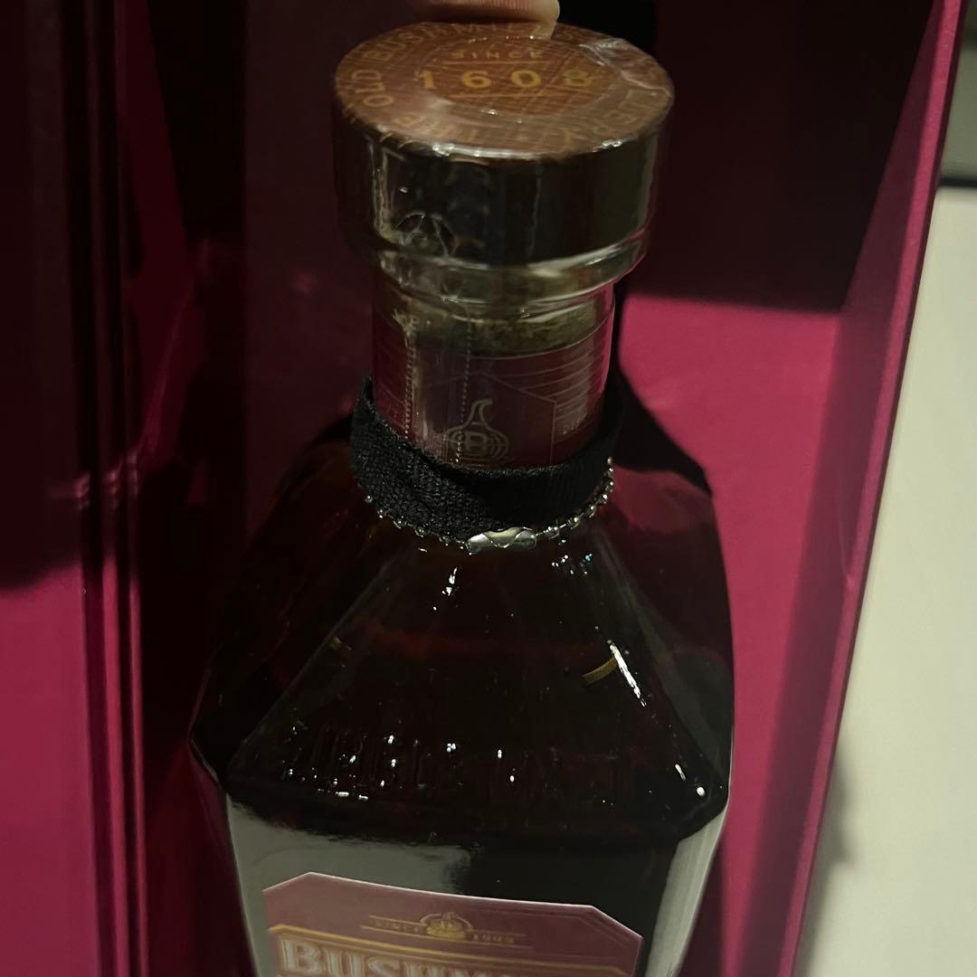 ブッシュミルズ 16年 シングルモルト 700ml 箱付き 未開栓
