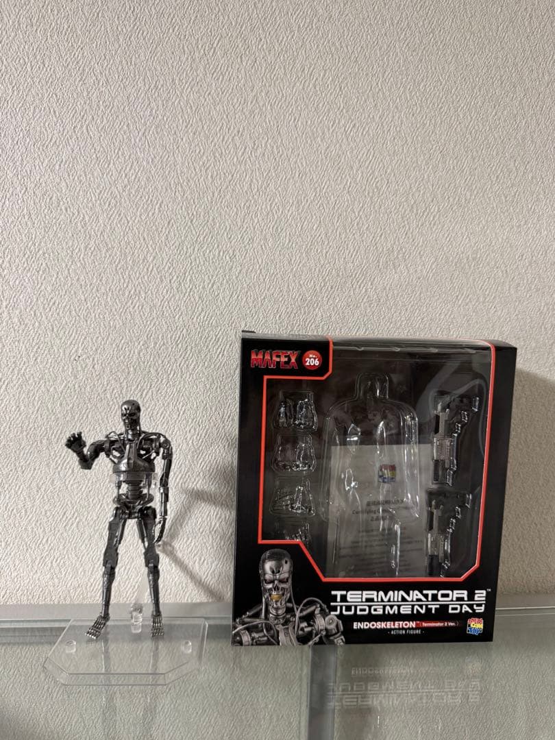 マフェックス　ターミネーター2 エンドスケルトン　T-800 フィギュア
