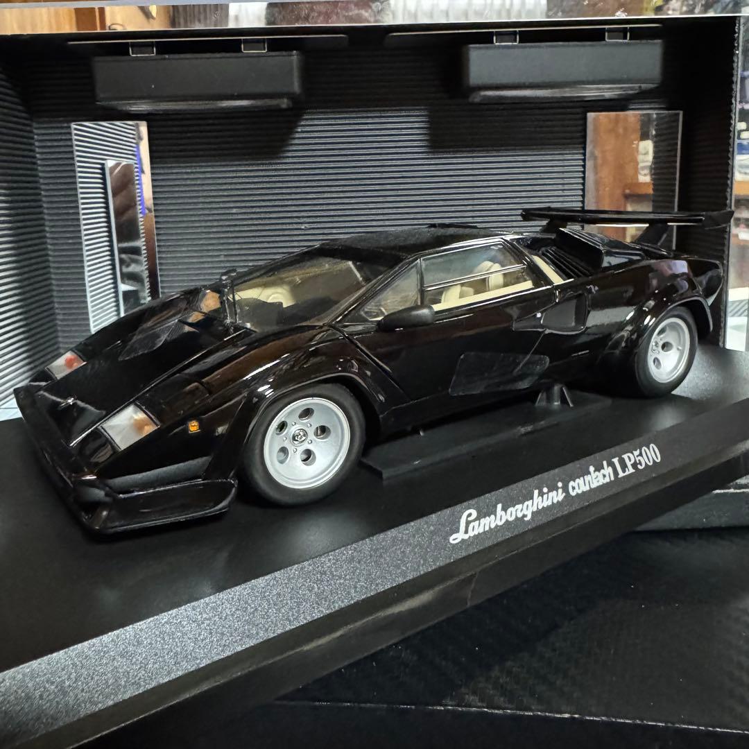 絶版未展示品 京商 1/18 ランボルギーニ カウンタック LP500
