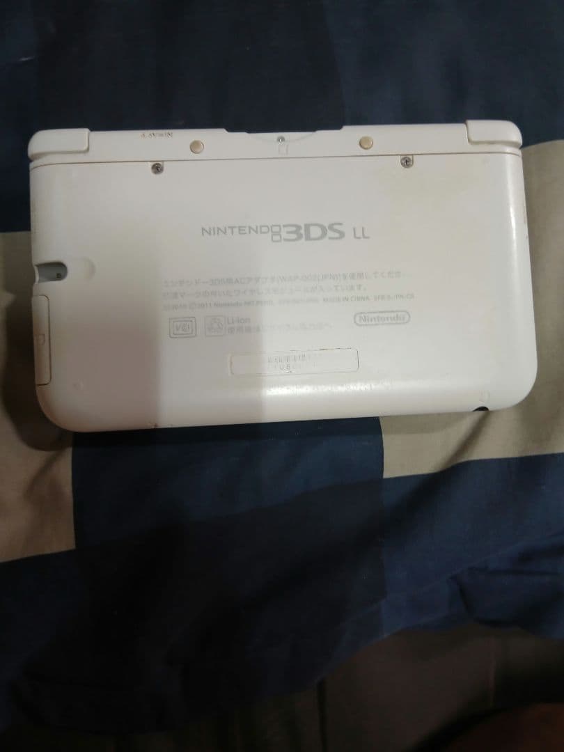 〈ジャンク〉ニンテンドー3DS LL