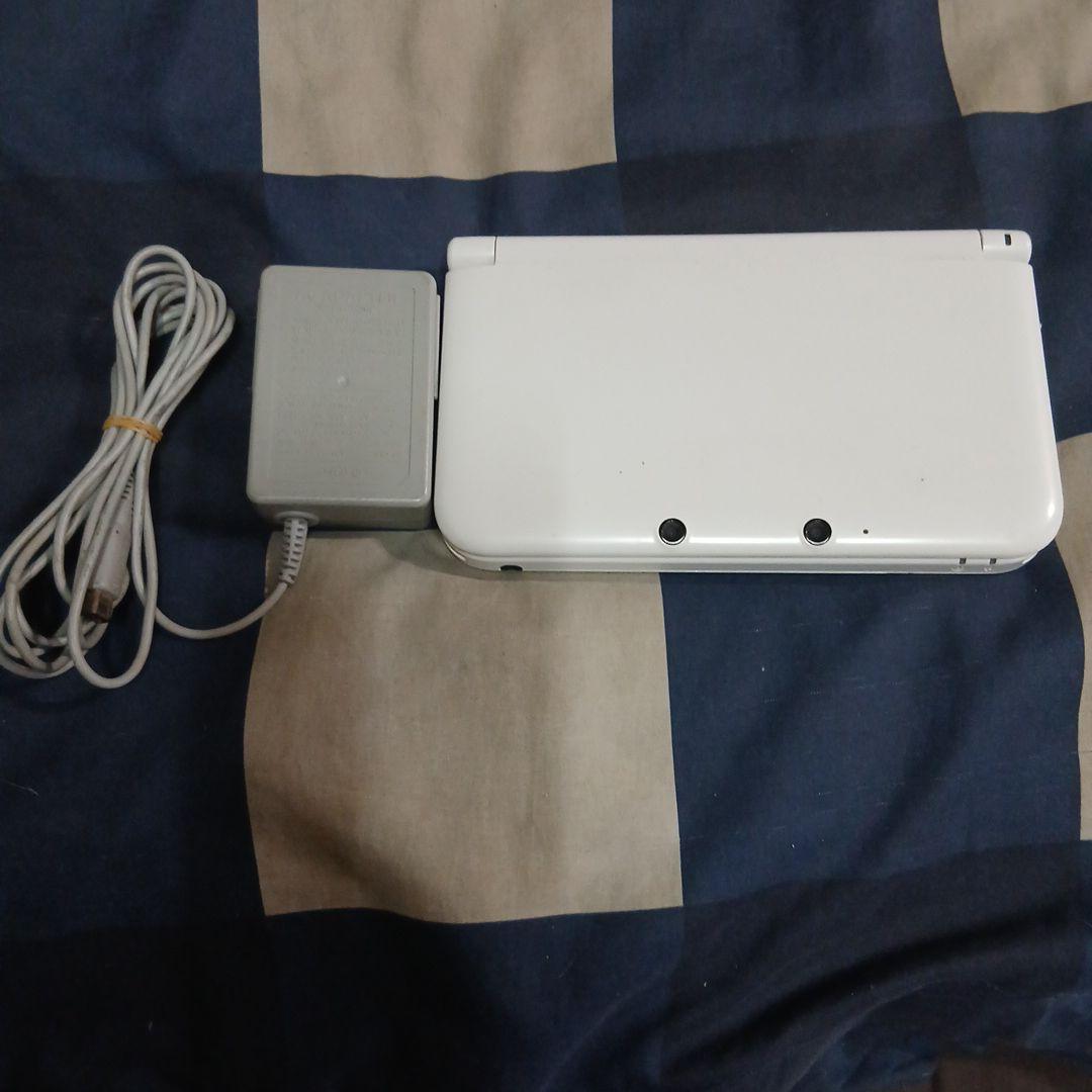 〈ジャンク〉ニンテンドー3DS LL