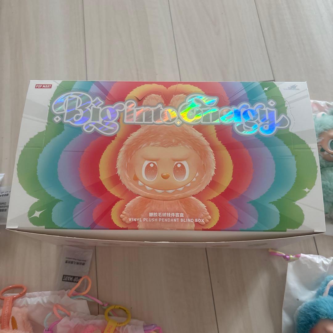 POP MART LABUBU ラブブ　エナジー